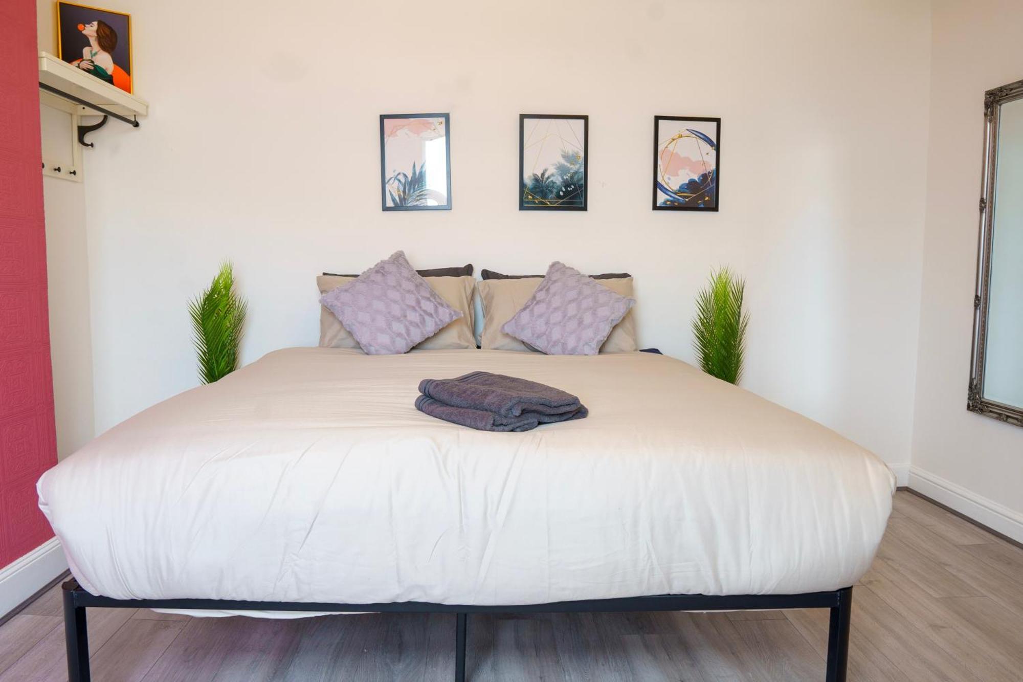 5C- Stylish Urban Retreat - Spacious 2 Bed Flat London Eksteriør billede