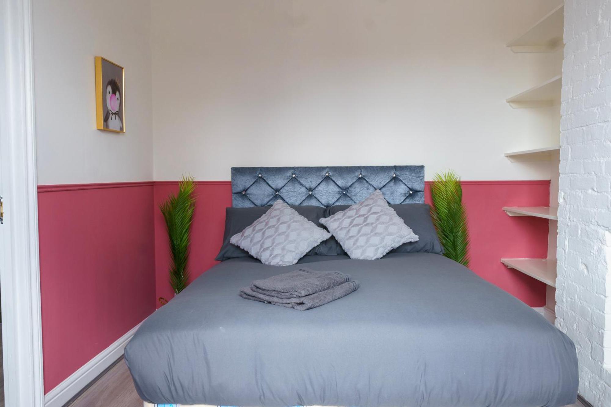 5C- Stylish Urban Retreat - Spacious 2 Bed Flat London Eksteriør billede