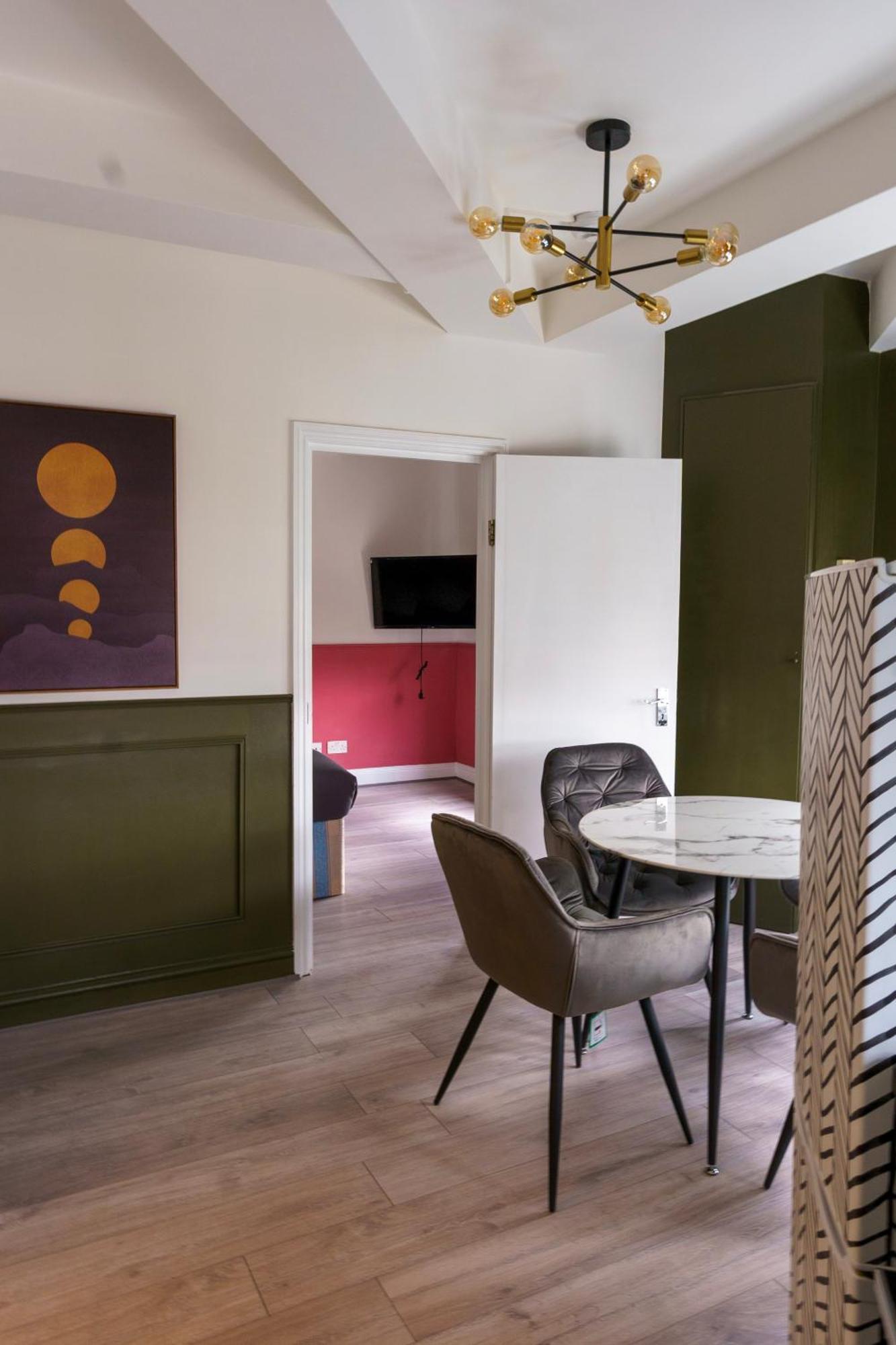 5C- Stylish Urban Retreat - Spacious 2 Bed Flat London Eksteriør billede